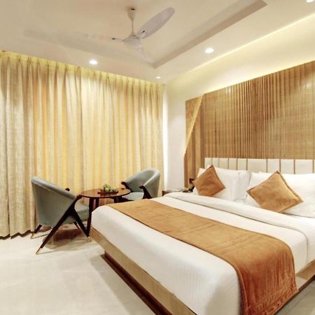 Hotel Platinum With Free Pickup-Delhi Airport New Delhi Exterior foto