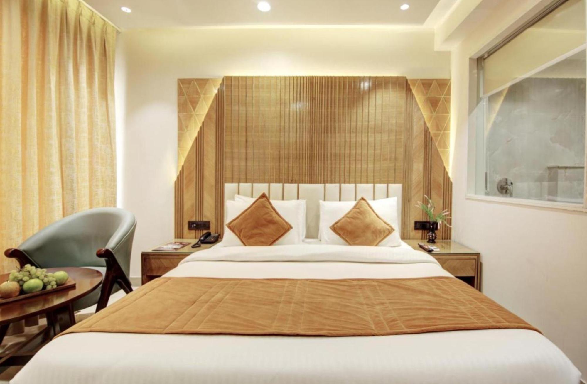 Hotel Platinum With Free Pickup-Delhi Airport New Delhi Exterior foto